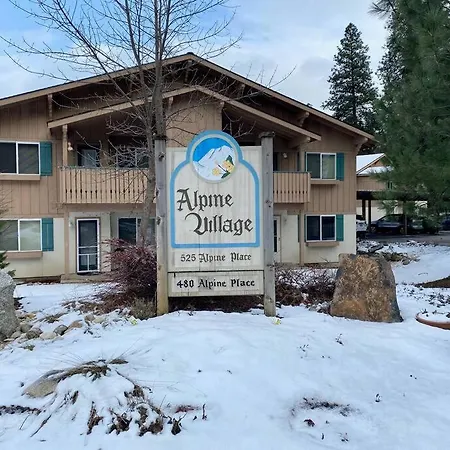 Walk To Downtown Leavenworth * Sleeps 6 + Pets * Ground Level Gem! Apartment Exterior photo